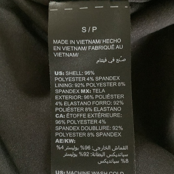 Black scoop neck sleeveless top size small. Bust 34 - Picture 6 of 6